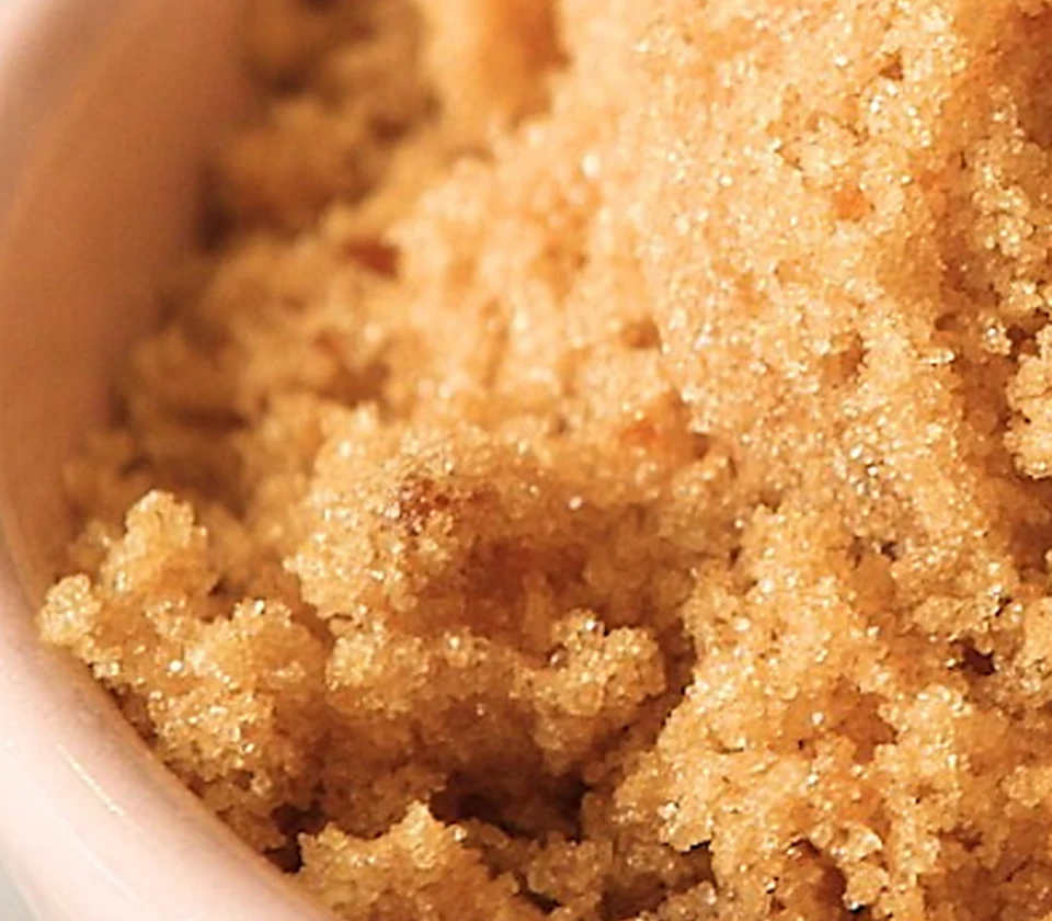 Shakkar (Jaggery Powder) product imagery for Aagan Foods